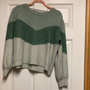 Vero Moda Two-Tone Green Chevron Crewneck Sweater